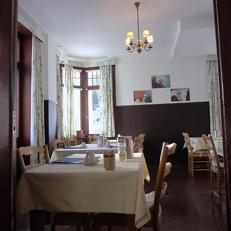 Szálloda Alpina 2*