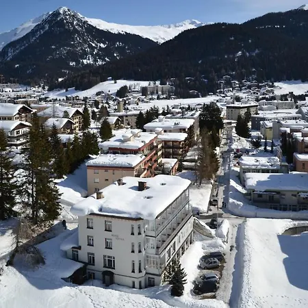 Alpina Hotel 2*