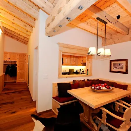 Hotel Alpina 2*